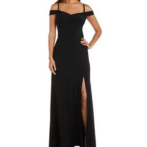 NWOT ... Morgan & Co. Ity Long Dress